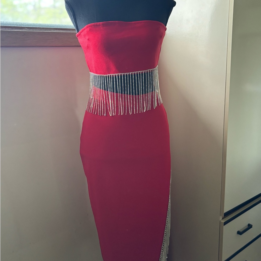 Elegant Red Strapless Dress with Rhinestone Accents